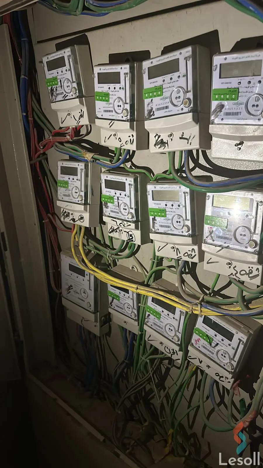 شقة للبيع بمساحة 270 متر و 3 غرف في التجمع الاول القاهرة - صورة 3