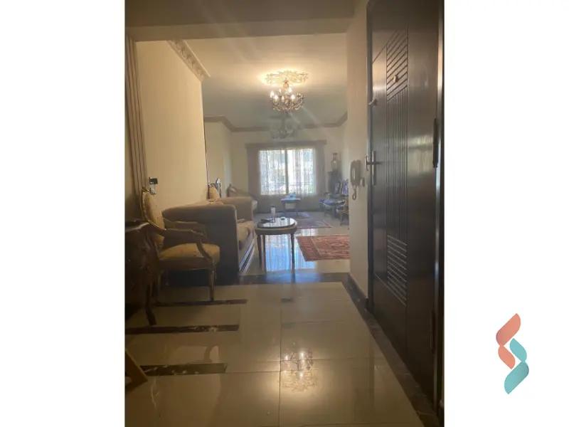 شقة للبيع بمساحة 200 متر و 4 غرف في التجمع الاول القاهرة - كل الصور