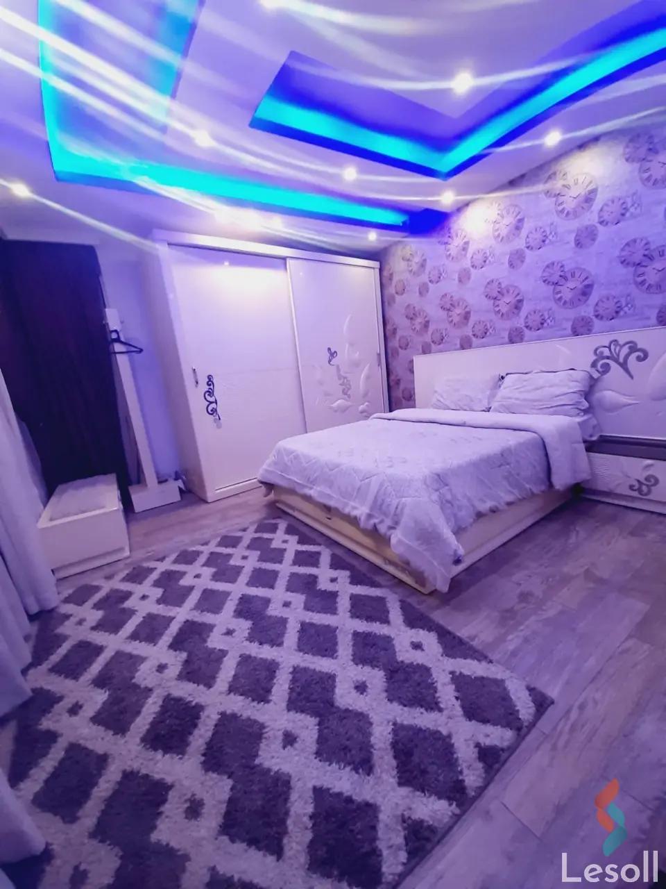 Apartment for daily rent with an data.area 300 meters and 3 rooms in Mohandessin Giza - Image 4