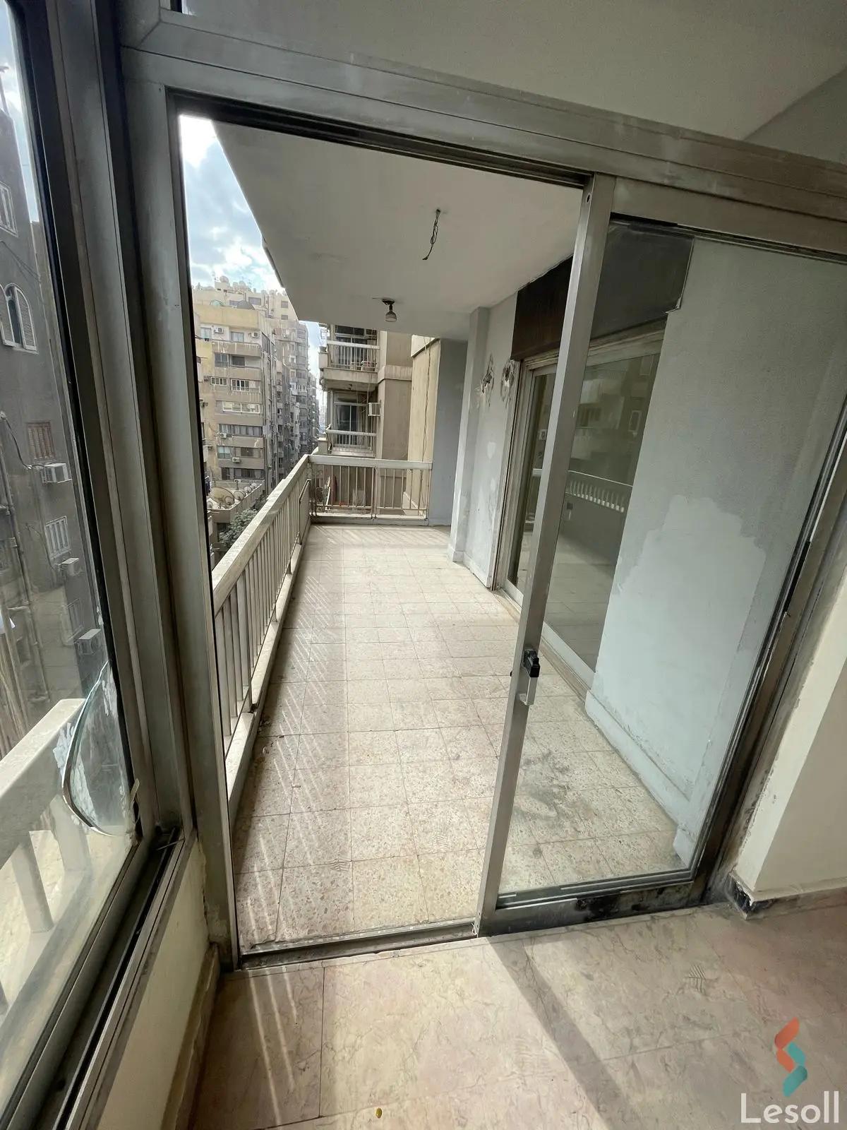 شقة للبيع بمساحة 225 متر و 3 غرف في مصر الجديدة القاهرة - كل الصور