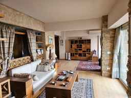 شقة للإيجار مفروشة فى الزمالك واطلاله حديقه الاسماك