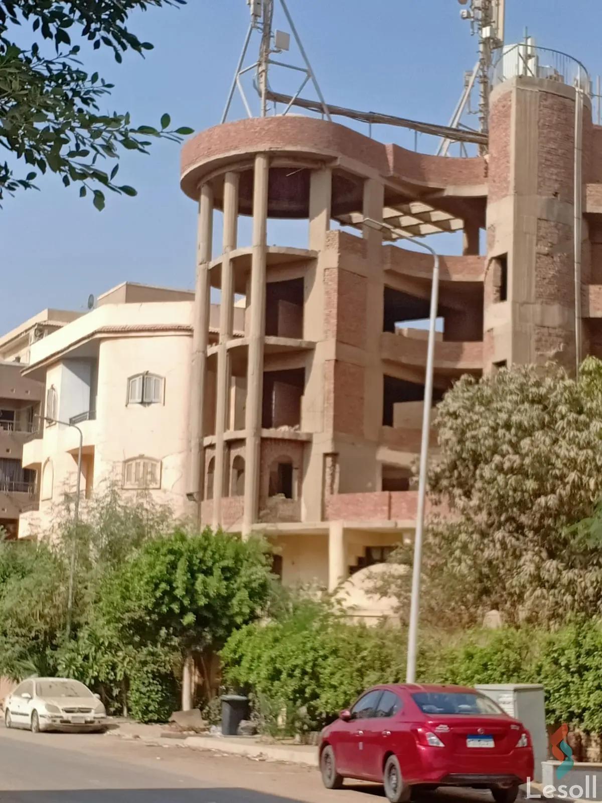 Building for sale with an data.area 300 meters and 4 data.rooms in Mokattam Cairo