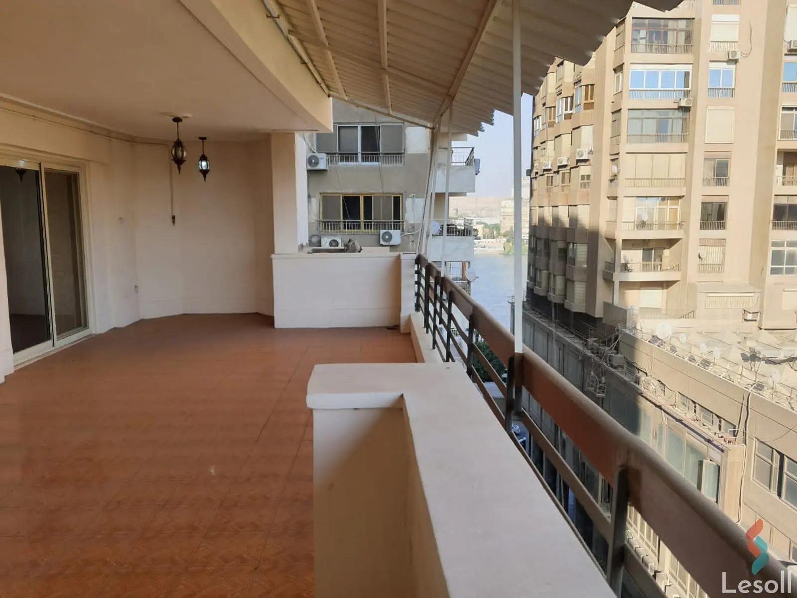 شقة للبيع بمساحة 580 متر و 4 غرف في الدقى الجيزة - الصورة الرئيسية