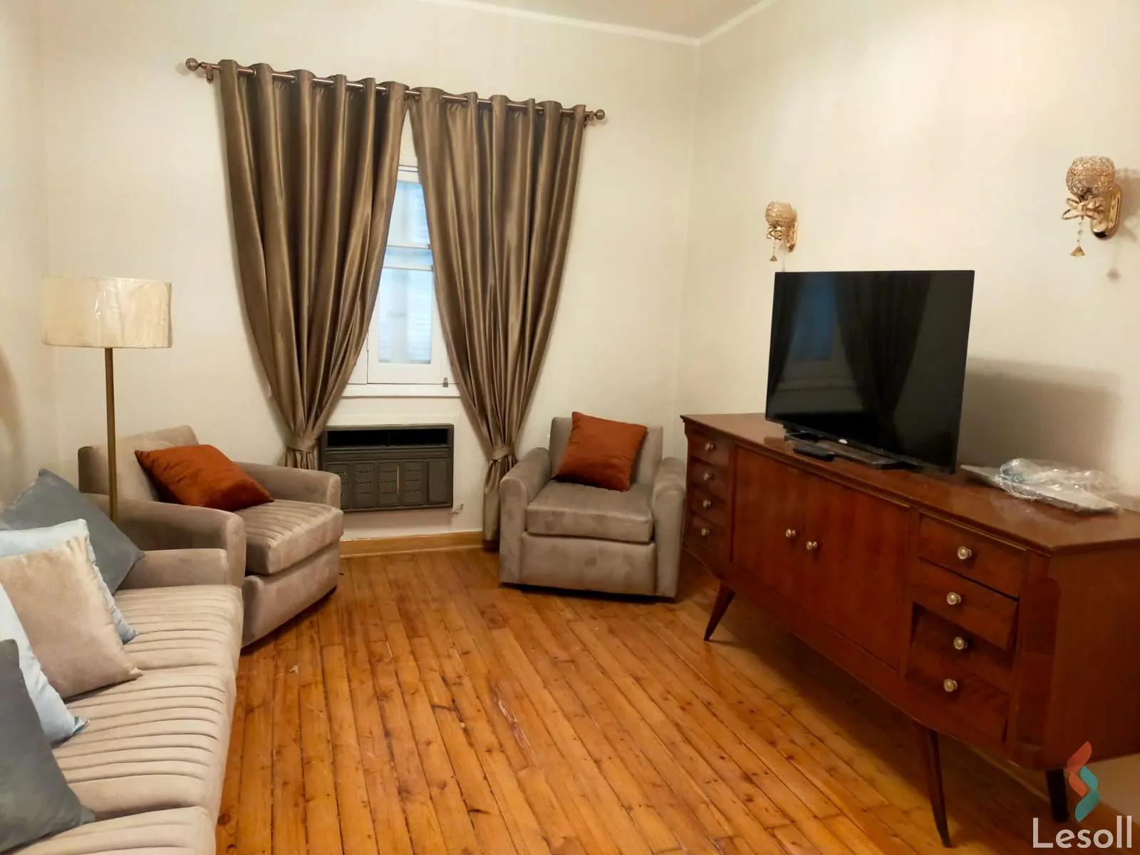 شقة للبيع بمساحة 580 متر و 4 غرف في الدقى الجيزة - كل الصور