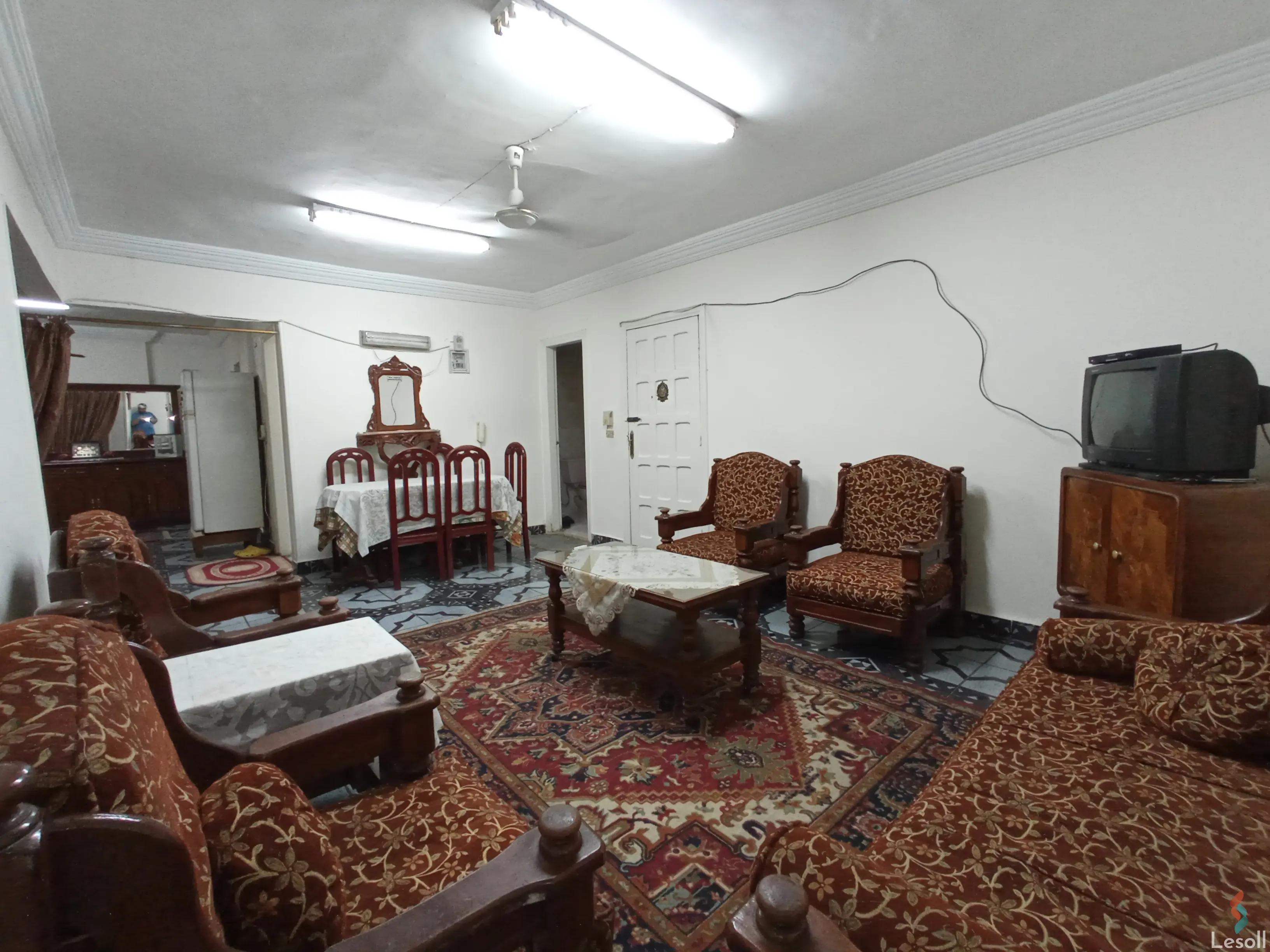 Apartment for monthly rent with an area 165 meters and 3 rooms in Snumberi Bishr Alexandria