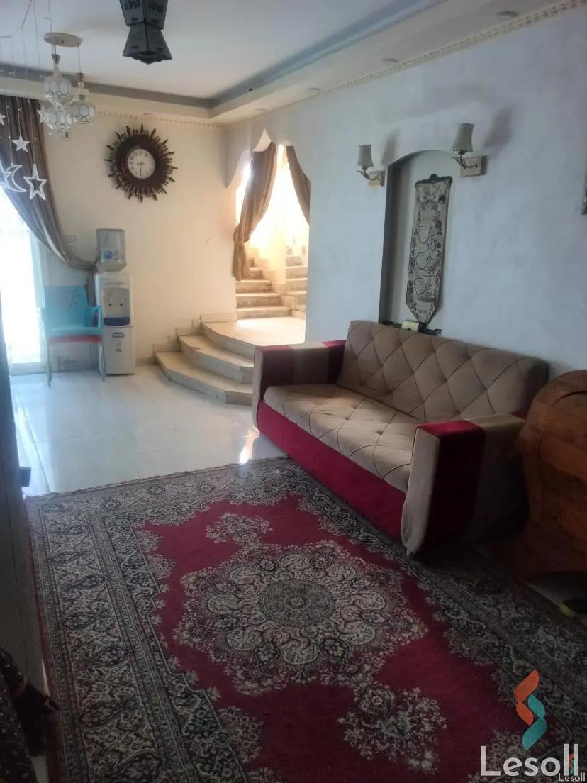 Duplex for sale with an data.area 200 meters and 4 data.rooms in Haram Giza