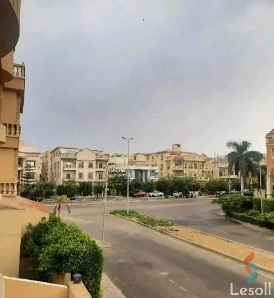 شقة للبيع بمساحة 325 متر و 5 غرف في التجمع الخامس القاهرة - صورة 3