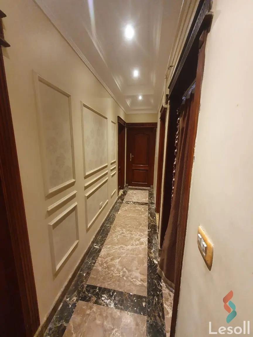 شقة للبيع بمساحة 335 متر و 5 غرف في التجمع الخامس القاهرة - صورة 3