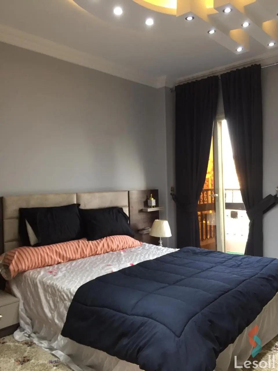 Apartment for daily rent with an data.area 195 meters and 3 rooms in Mohandessin Giza - Image 2