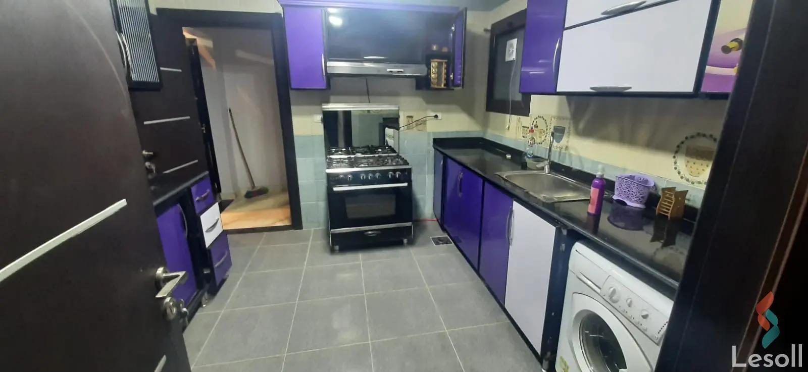 Apartment for daily rent with an data.area 200 meters and 3 rooms in Mohandessin Giza - All Images