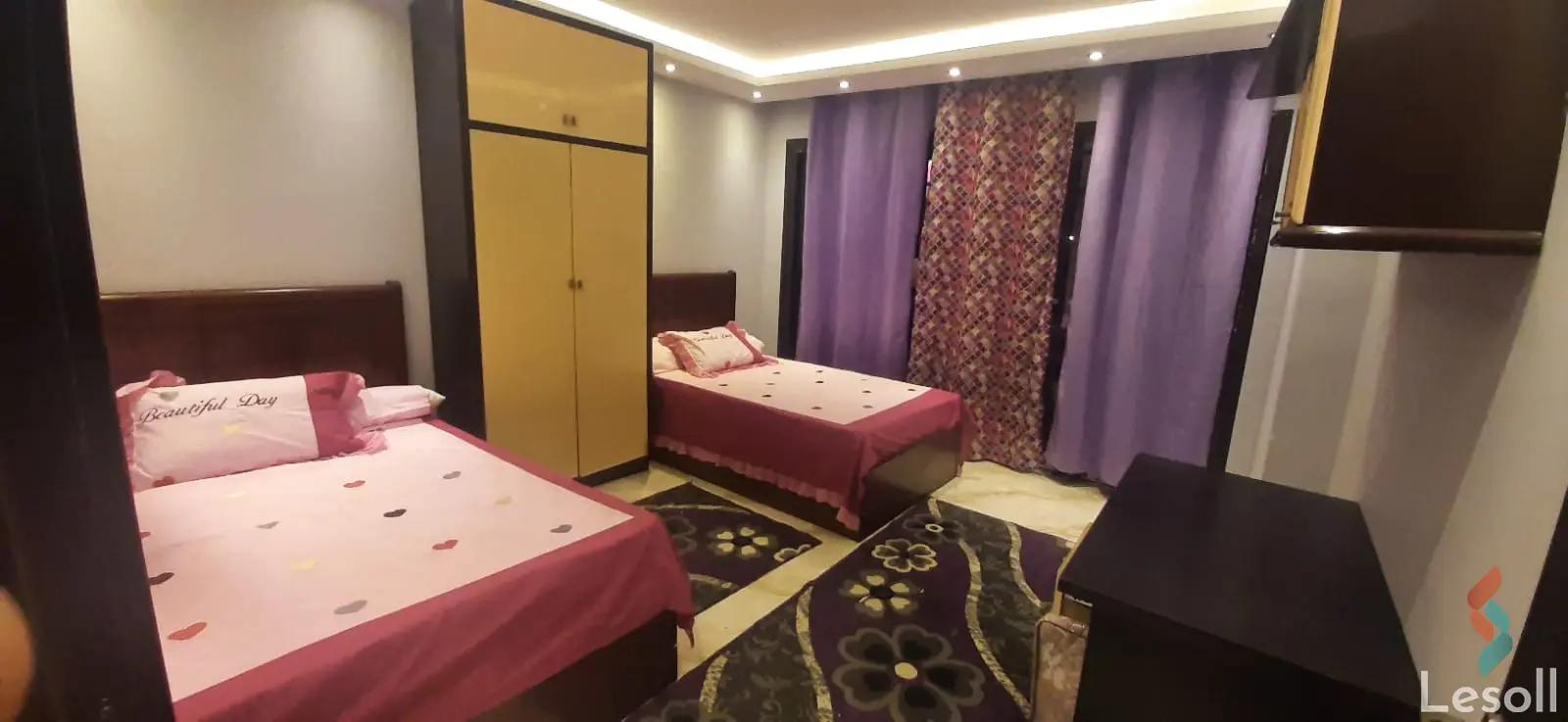 Apartment for daily rent with an data.area 200 meters and 3 rooms in Mohandessin Giza - Image 4