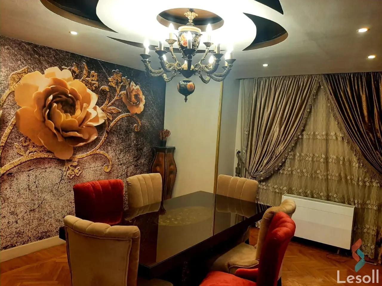 Apartment for daily rent with an data.area 200 meters and 3 rooms in Mohandessin Giza - Image 3