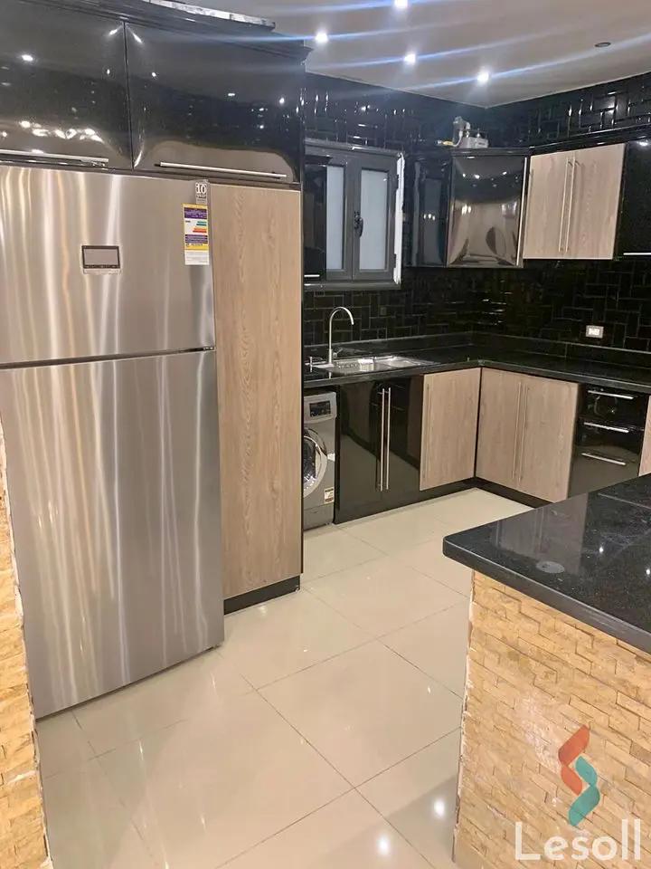 شقة للايجار اليومي بمساحة 210 متر و 3 غرف في المهندسين الجيزة - صورة 2