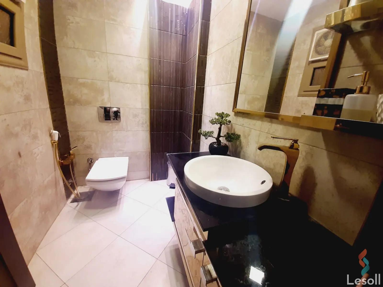 Apartment for daily rent with an data.area 210 meters and 3 rooms in Mohandessin Giza - Image 3