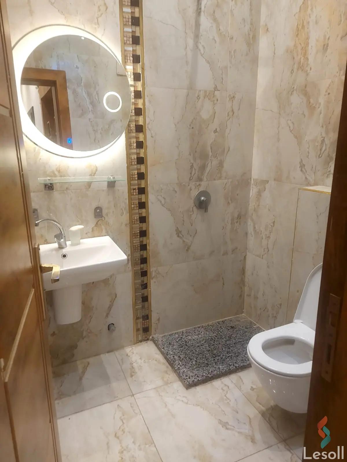 Apartment for daily rent with an data.area 165 meters and 3 rooms in Mohandessin Giza - Image 2