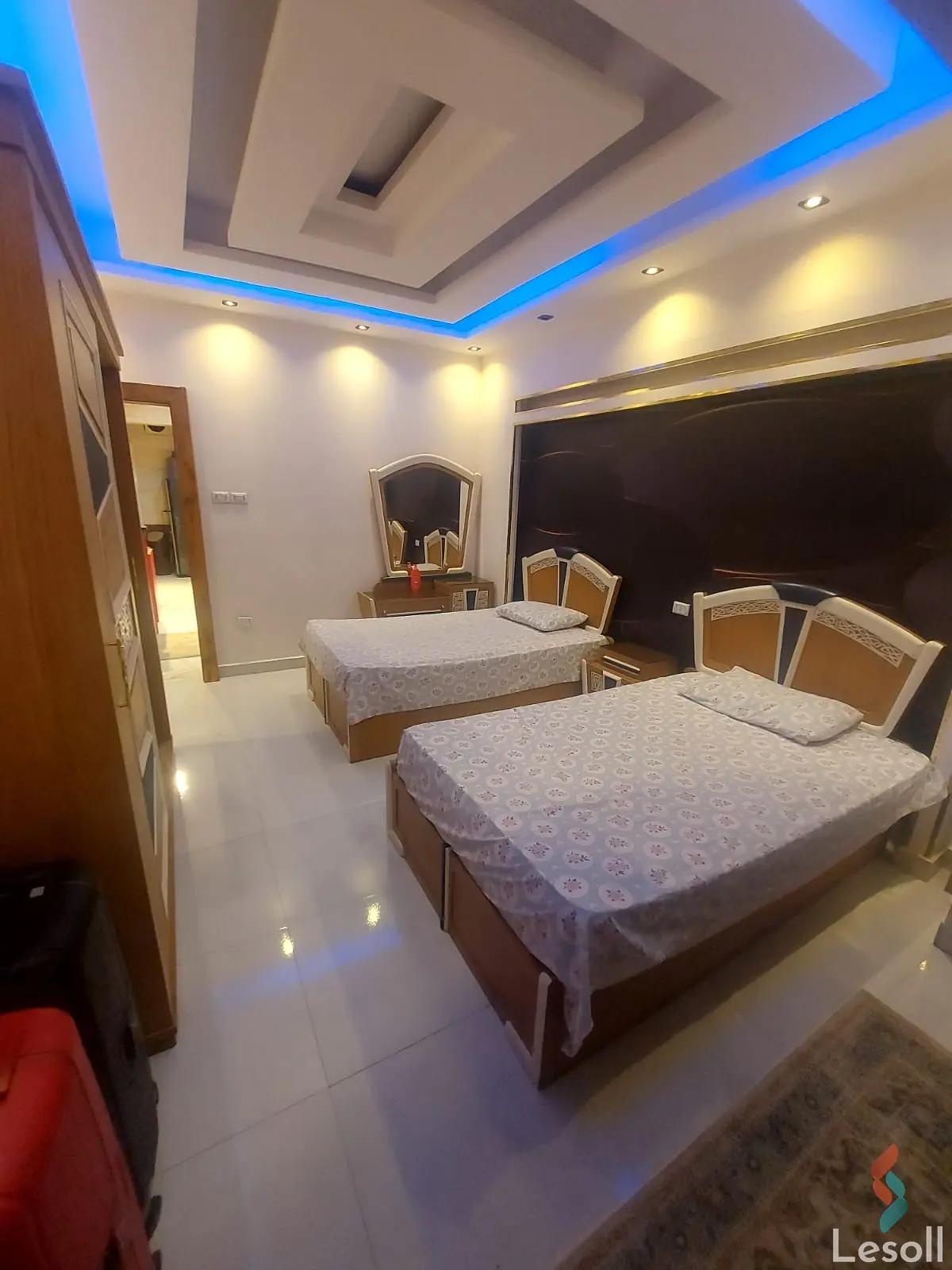 Apartment for daily rent with an data.area 165 meters and 3 rooms in Mohandessin Giza - All Images