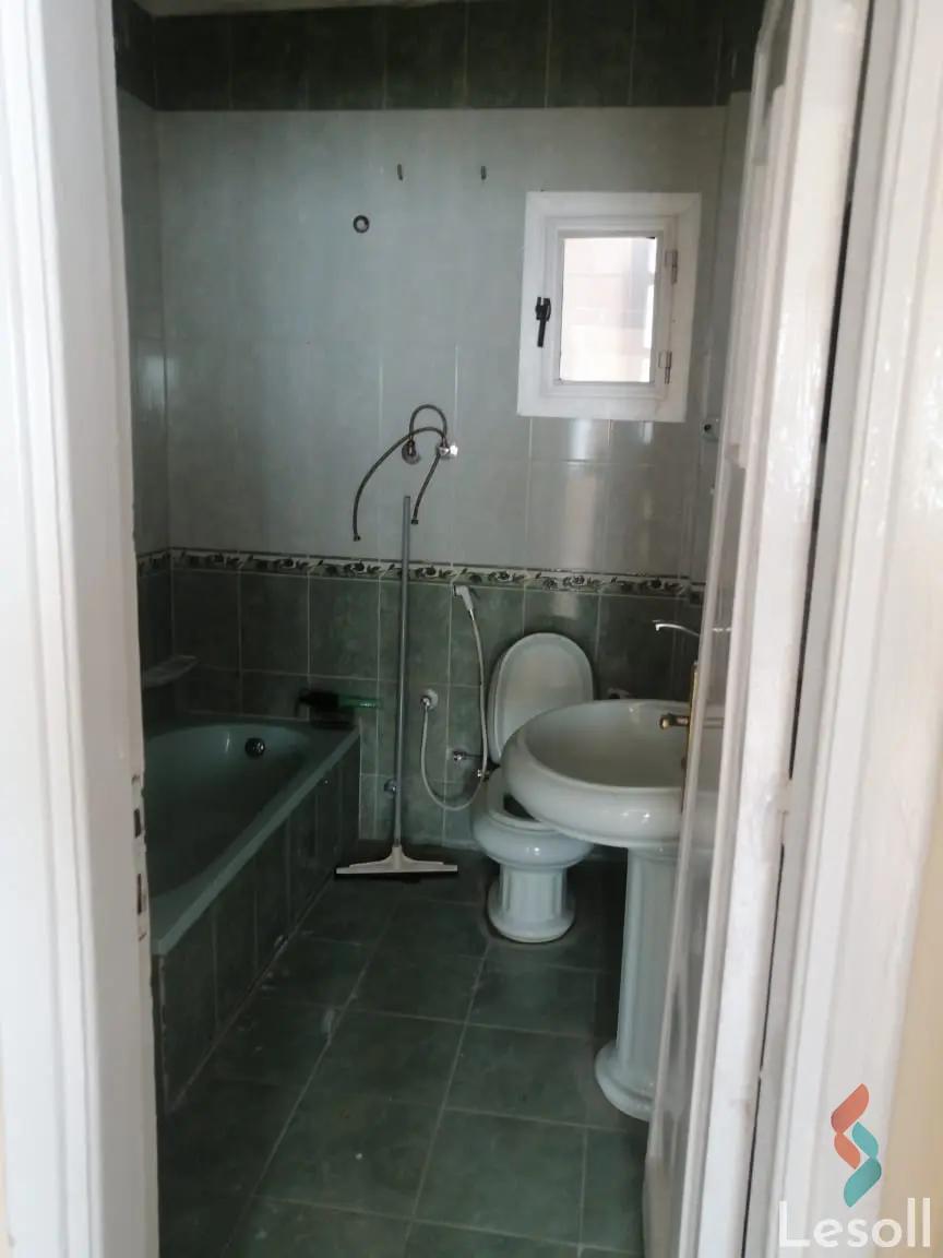 Apartment for sale with an data.area 70 meters and 2 room in Nasr City Cairo - Image 3