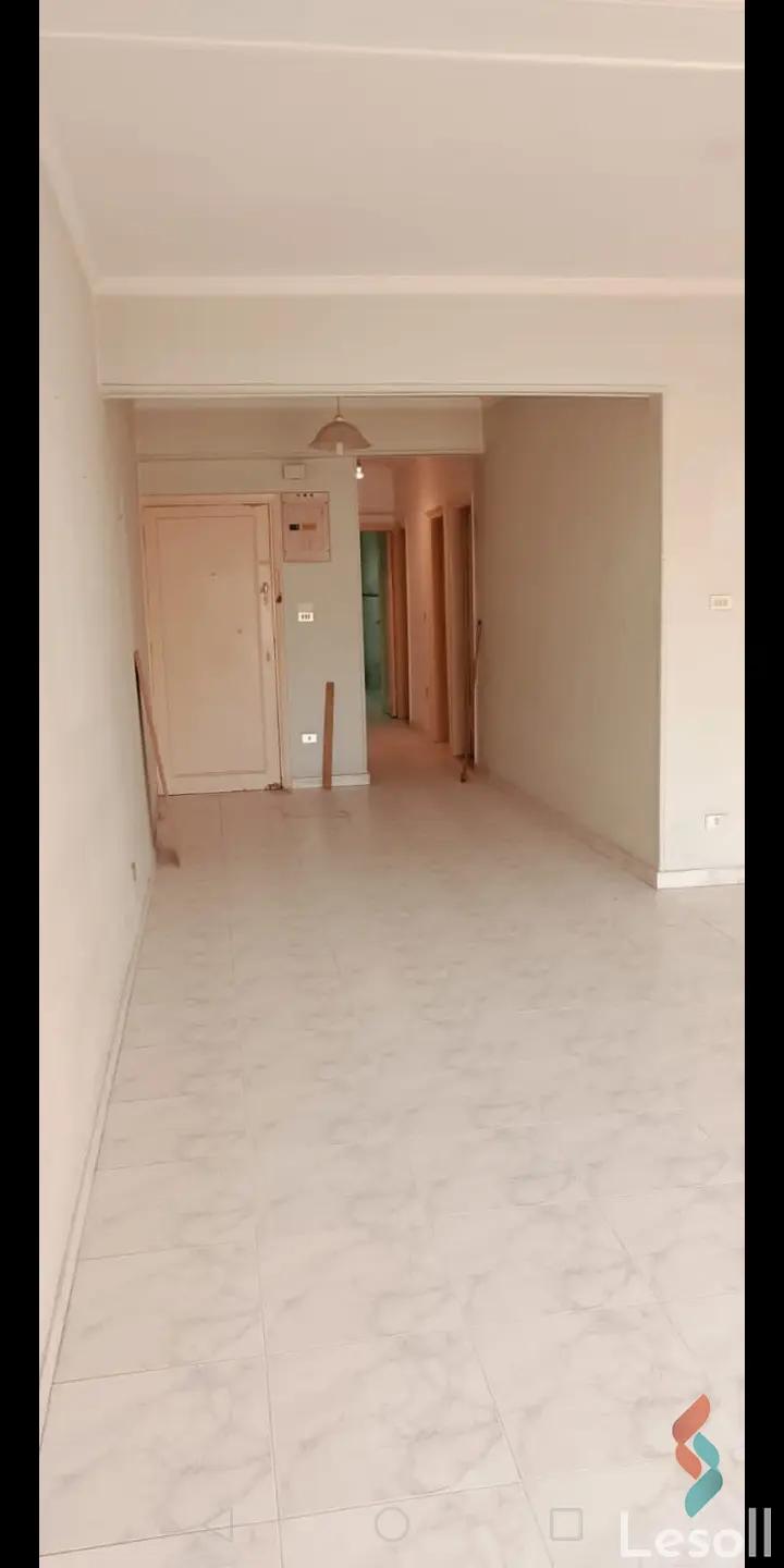 Apartment for sale with an data.area 140 meters and 3 data.rooms in Nasr City Cairo - Image 2