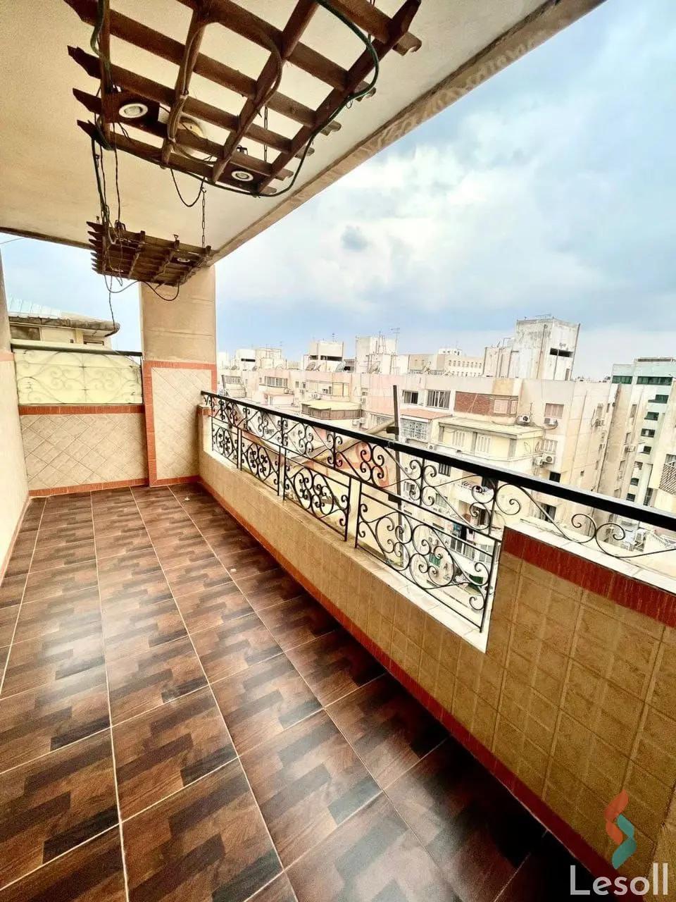 Apartment for sale with an data.area 300 meters and 3 data.rooms in Nasr City Cairo - Image 2