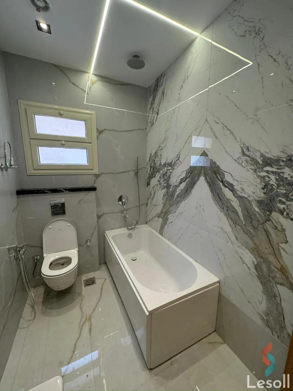 شقة للبيع بمساحة 210 متر و 3 غرف في التجمع الخامس القاهرة - كل الصور