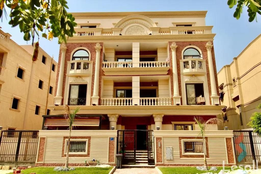 شقة للبيع بمساحة 215 متر و 3 غرف في التجمع الخامس القاهرة شقة للبيع بمساحة 215 متر و 3 غرف في التجمع الخامس القاهرة