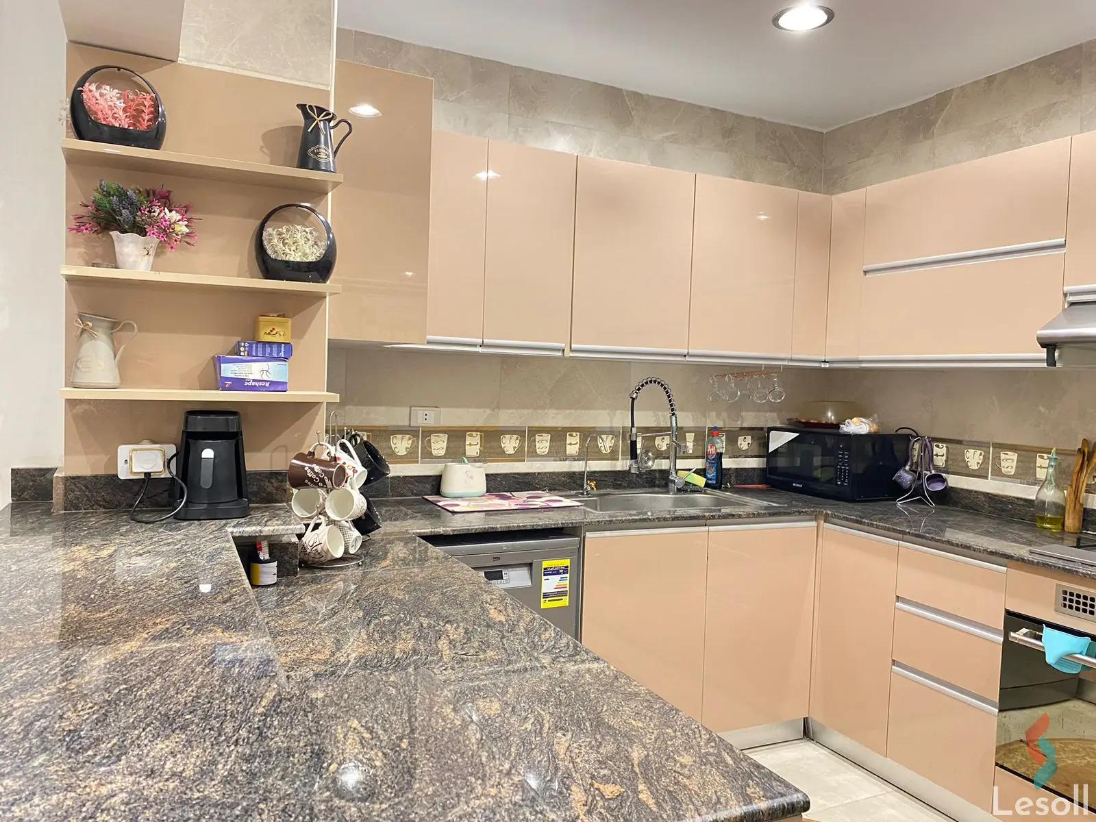 Apartment for monthly rent with an data.area 220 meters and 3 rooms in Dokki Giza - All Images