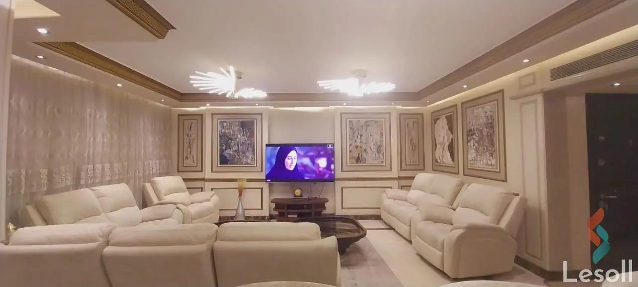 Apartment for monthly rent with an data.area 160 meters and 3 rooms in Dokki Giza - Image 2