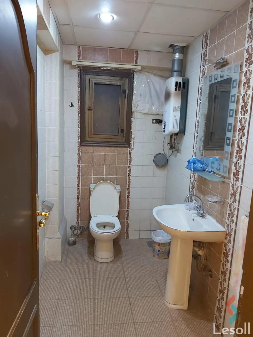 شقة للبيع بمساحة 220 متر و 3 غرف في الدقى الجيزة - صورة 2