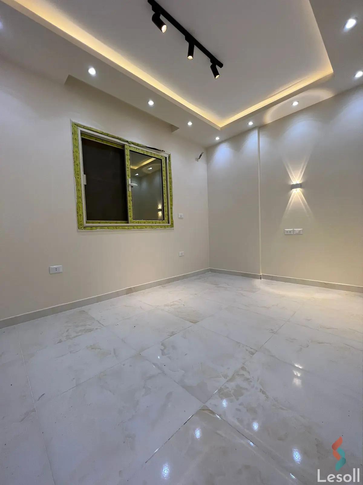 شقة للبيع بمساحة 150 متر و 3 غرف في الدقى الجيزة - صورة 2