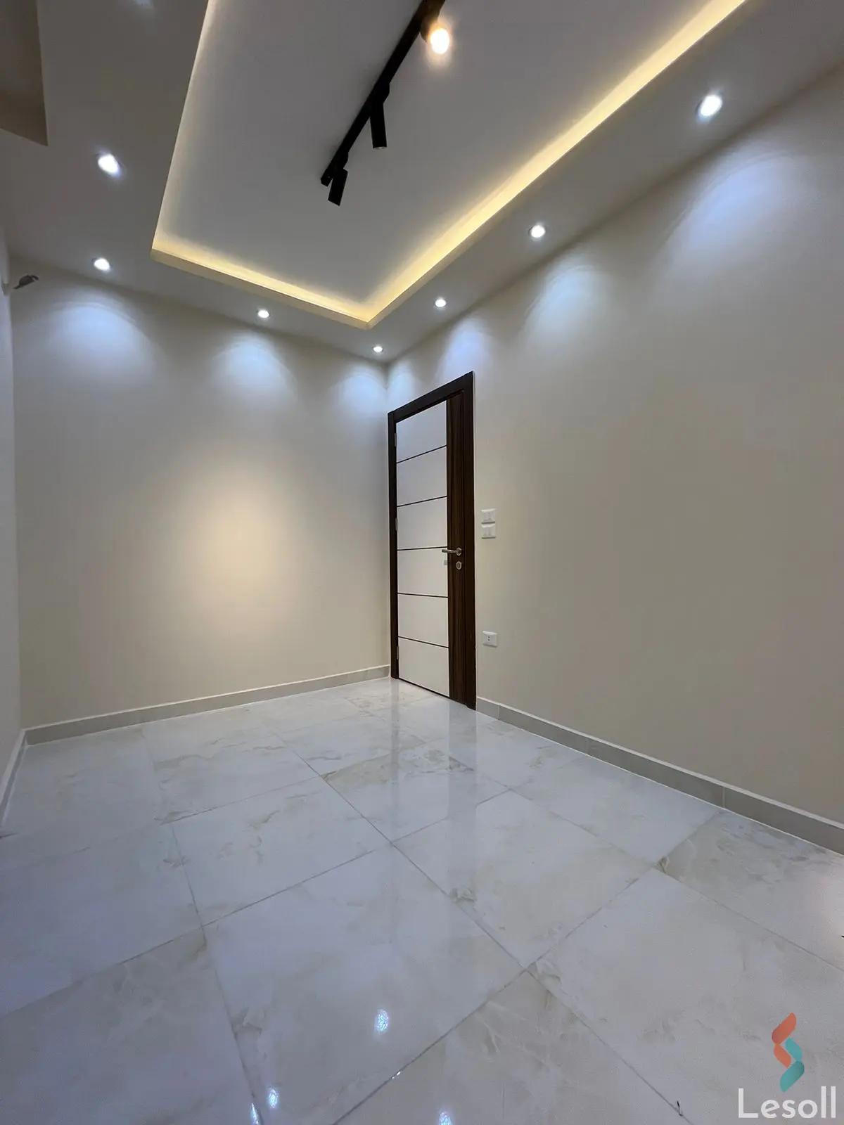 شقة للبيع بمساحة 150 متر و 3 غرف في الدقى الجيزة - كل الصور