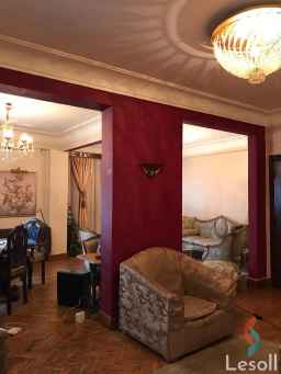 شقه للبيع بشارع مصدق بالدقي مساحة 160م