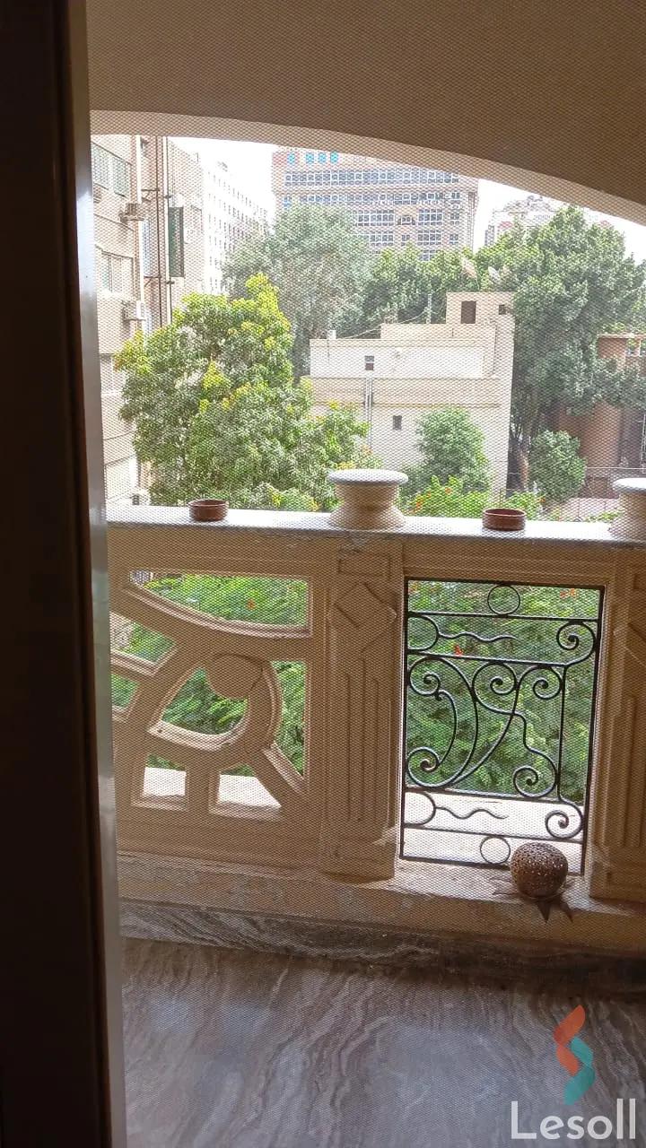 شقة للبيع بمساحة 236 متر و 4 غرف في الدقى الجيزة - صورة 2