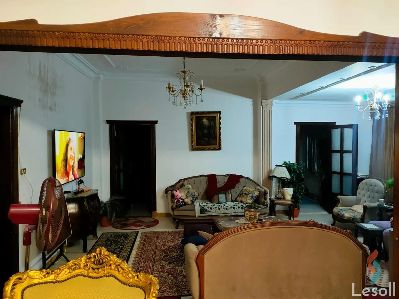 شقة للبيع بمساحة 200 متر و 4 غرف في الدقى الجيزة - صورة 4