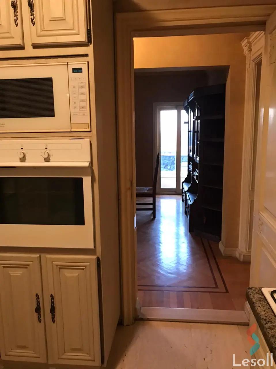 شقة للبيع بمساحة 246 متر و 3 غرف في الدقى الجيزة - صورة 3