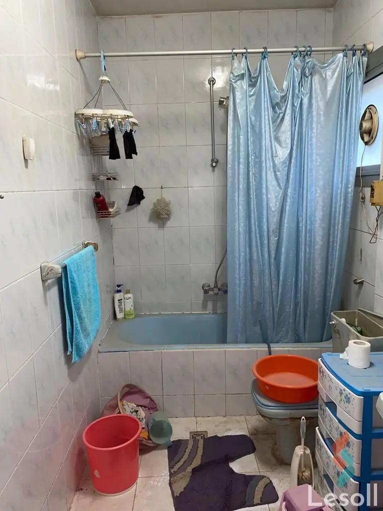 شقة للبيع بمساحة 120 متر و غرفتان في الدقى الجيزة - كل الصور