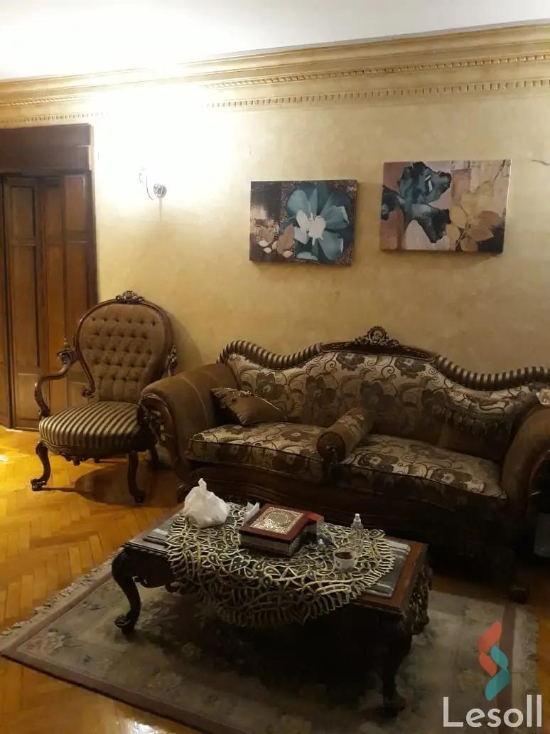 شقة للبيع بمساحة 200 متر و 3 غرف في الدقى الجيزة - كل الصور