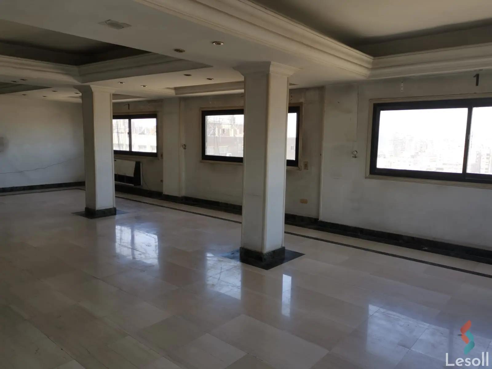 Apartment for sale with an data.area 290 meters and 4 data.rooms in Dokki Giza