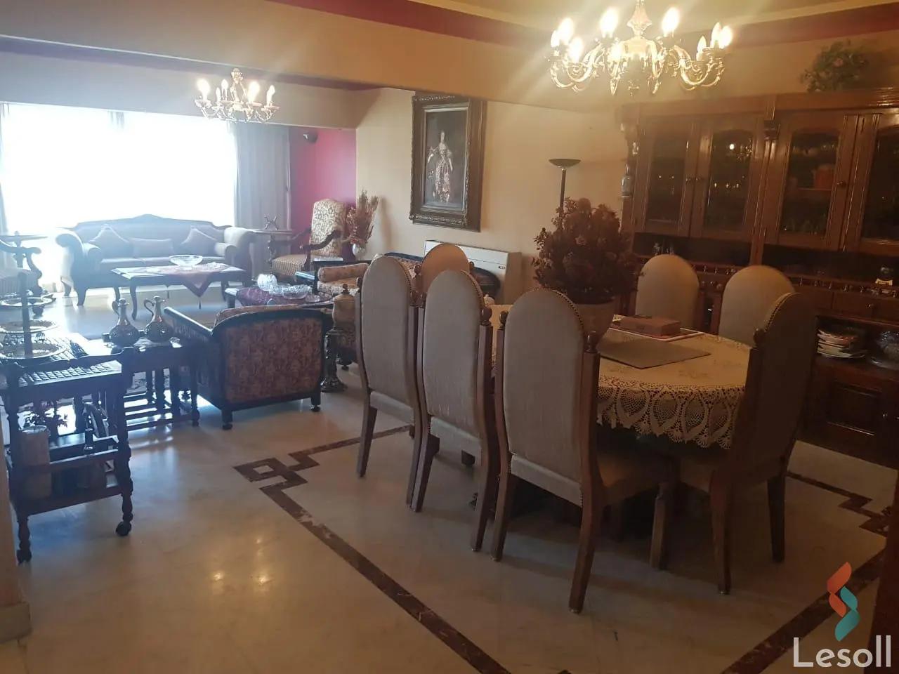 شقة للبيع بمساحة 220 متر و 3 غرف في المهندسين الجيزة شقة للبيع بمساحة 220 متر و 3 غرف في المهندسين الجيزة