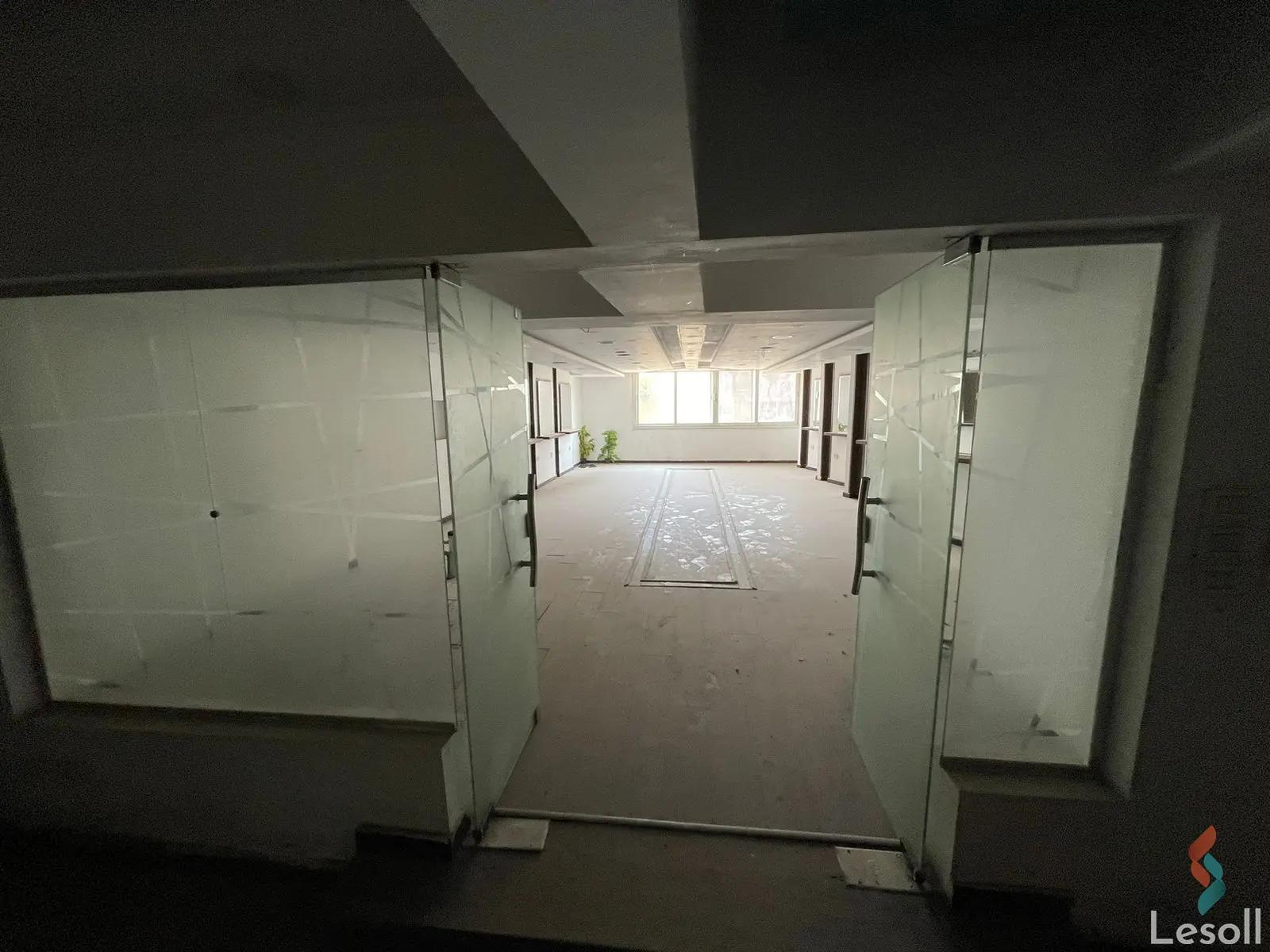 شقة للبيع بمساحة 250 متر و 5 غرف في المهندسين الجيزة - صورة 3