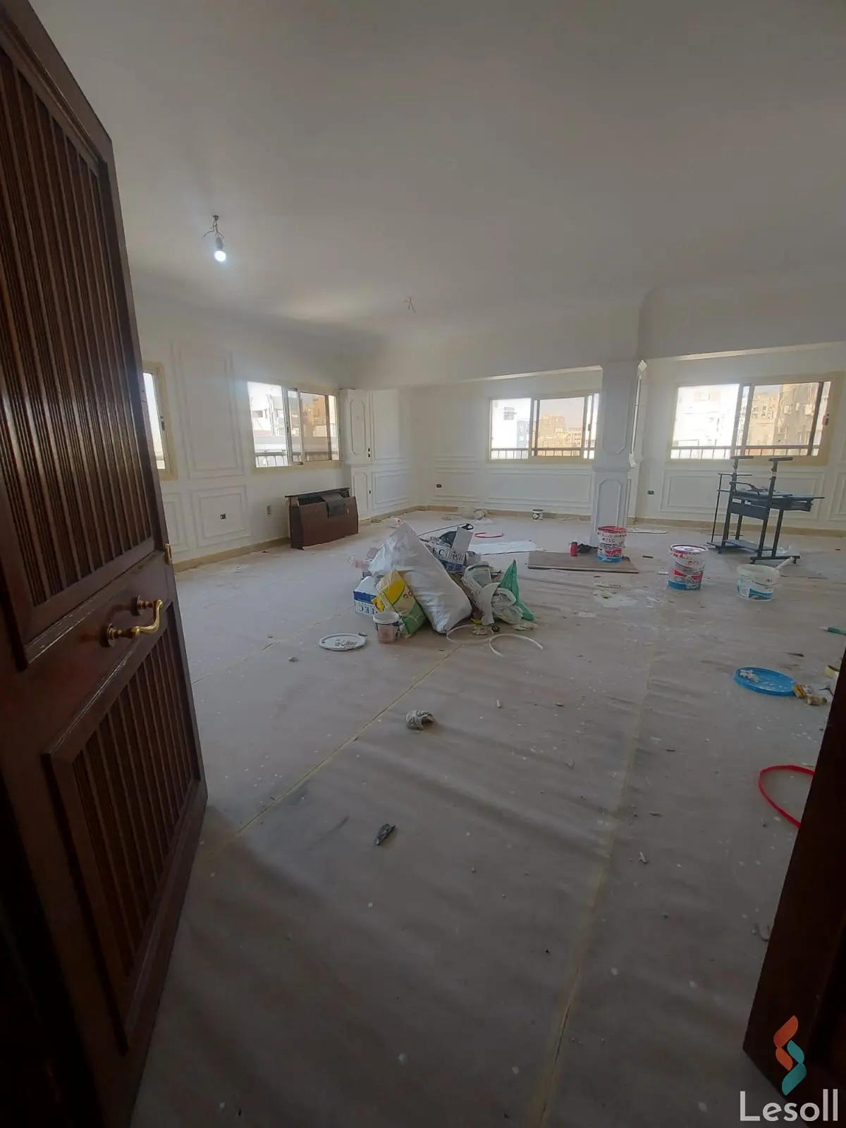 شقة للبيع بمساحة 350 متر و 4 غرف في المهندسين الجيزة شقة للبيع بمساحة 350 متر و 4 غرف في المهندسين الجيزة