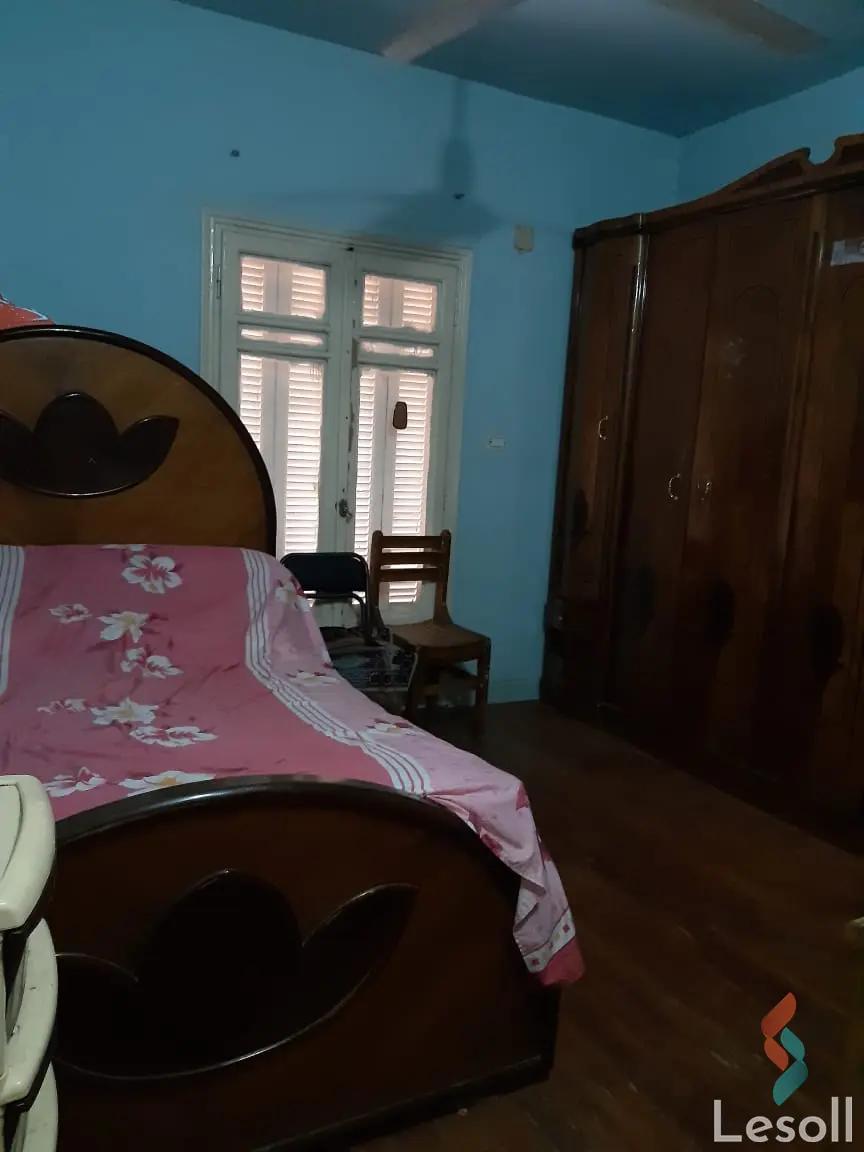 شقة للبيع بمساحة 240 متر و 4 غرف في المهندسين الجيزة - صورة 2