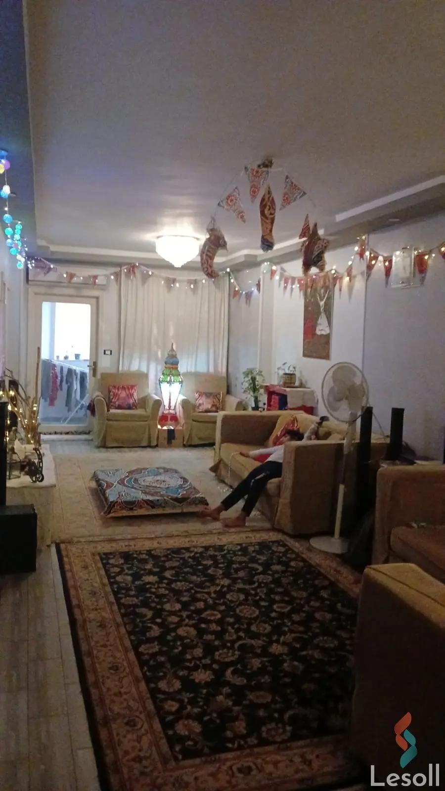 شقة للبيع بمساحة 125 متر و 3 غرف في المعادى القاهرة - صورة 2