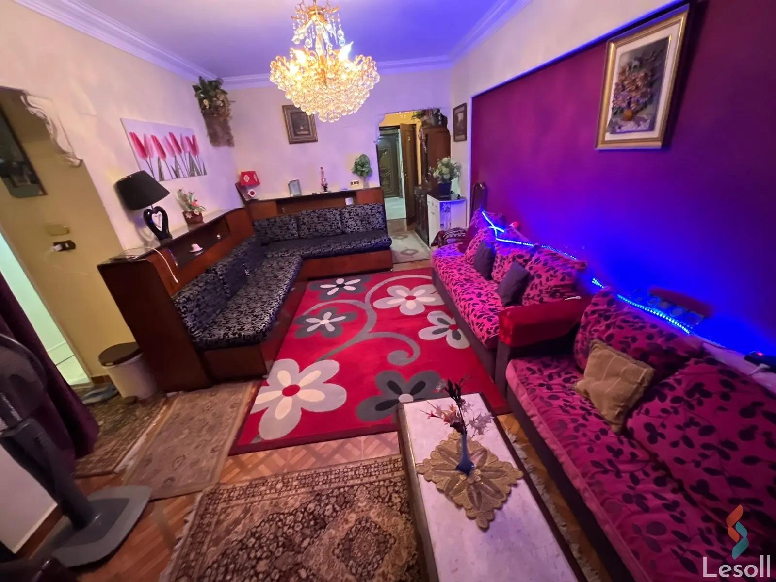 Apartment for monthly rent with an data.area 70 meters and 2 rooms in Cheikh Zayed Giza - Image 2