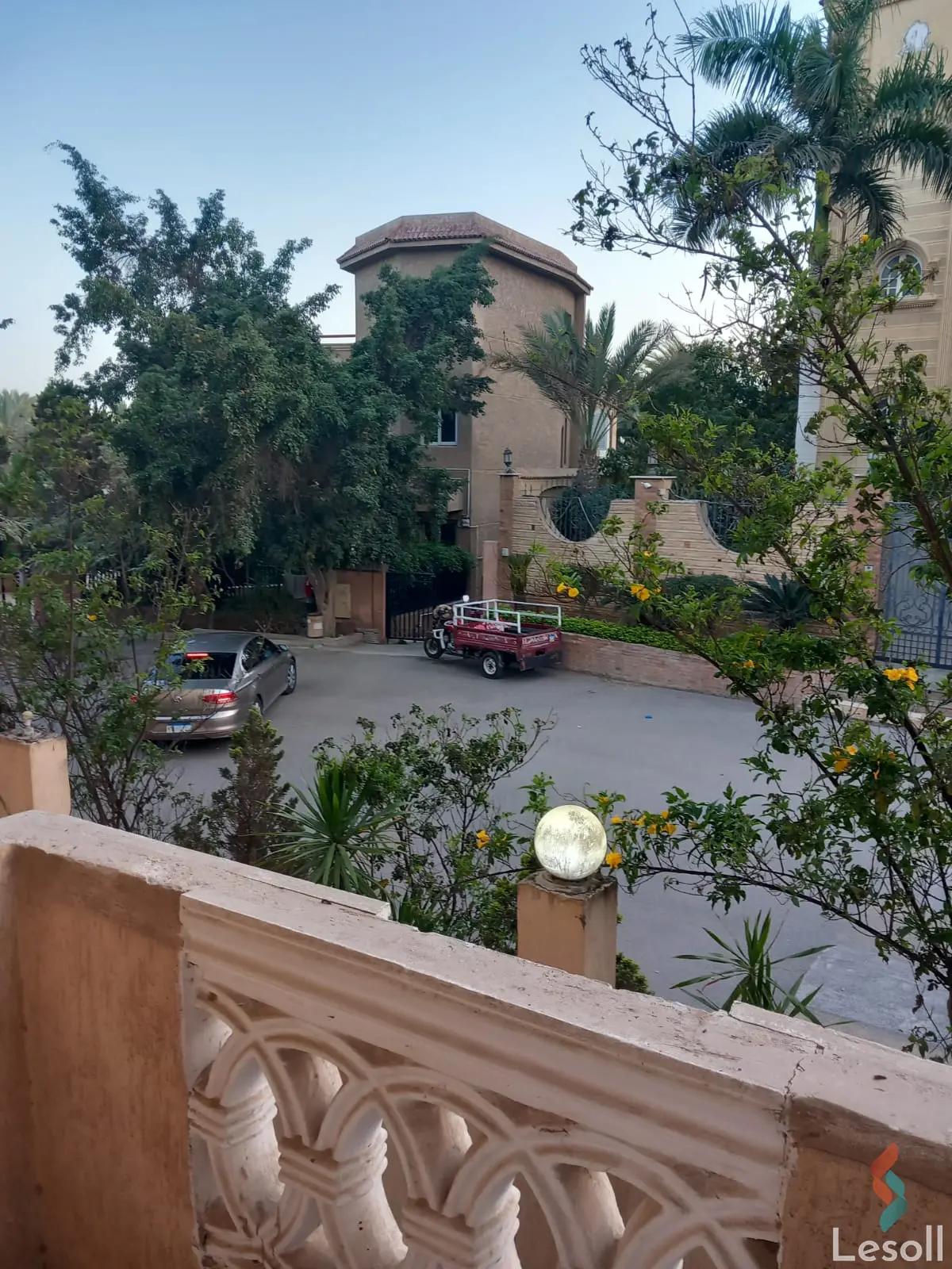 Office for monthly rent with an data.area of 200 meters in October 6 Giza