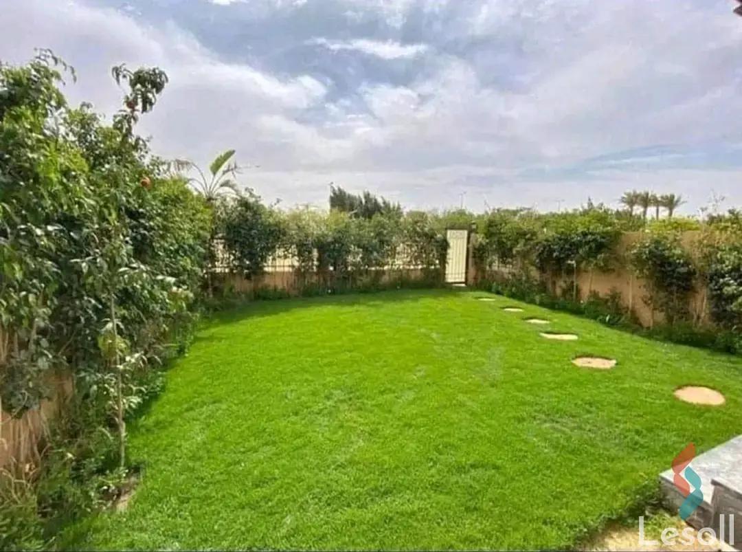 فيلا للبيع بمساحة 212 متر و 5 غرف في القاهرة الجديدة القاهرة - صورة 2