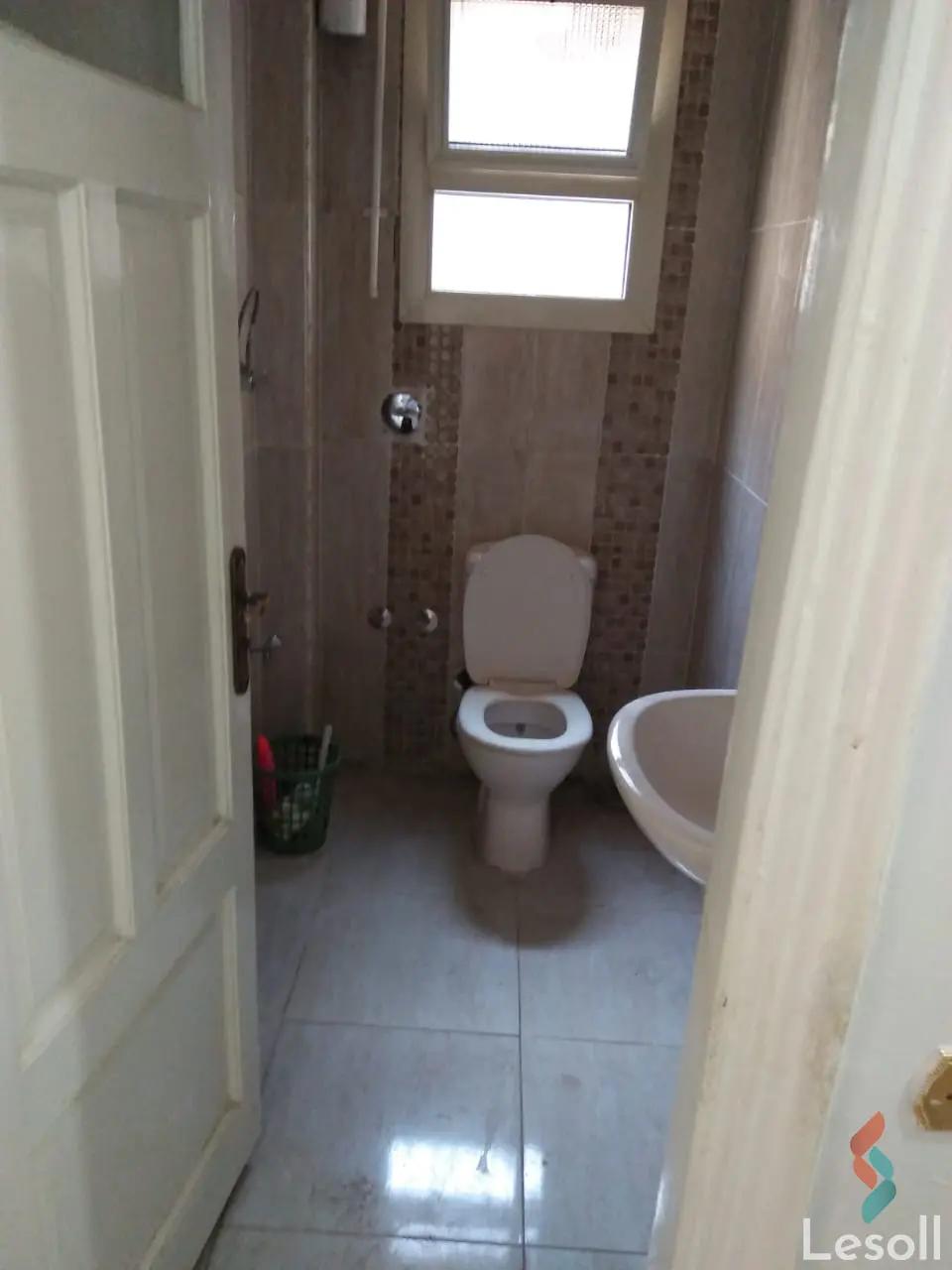 مكتب للايجار السنوي بمساحة 100 متر في المهندسين الجيزة