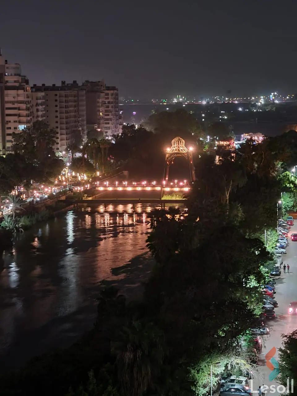 Apartment for monthly rent with an data.area 250 meters and 3 rooms in Manyal Cairo