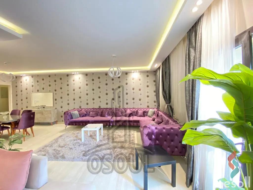 Apartment for monthly rent with an area 300 meters and 3 rooms in Cheikh Zayed Giza - All Images