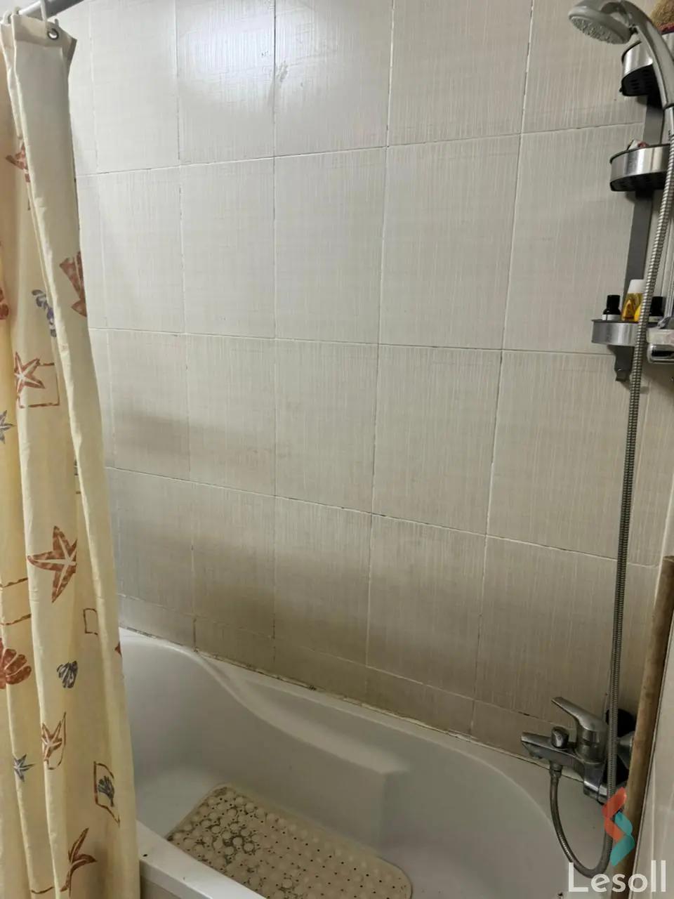 شقة للبيع بمساحة 110 متر و 3 غرف في التجمع الخامس القاهرة - صورة 3