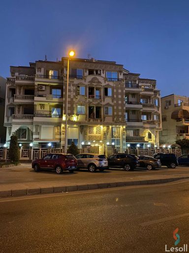 فيلا للبيع بمساحة 235 متر و 4 غرف في التجمع الاول القاهرة